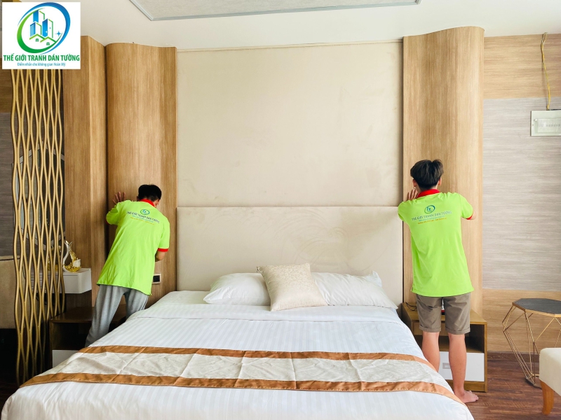 Hoàn thiện giấy dán tường tại khách sạn Cicilia SG Hotel Quận 1